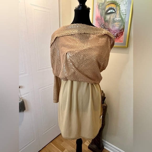 Costa Blanca gold sequin tunic dress / fully lined/  3/4 sleeves 💛💛💛💛In EUC. - Picture 3 of 12